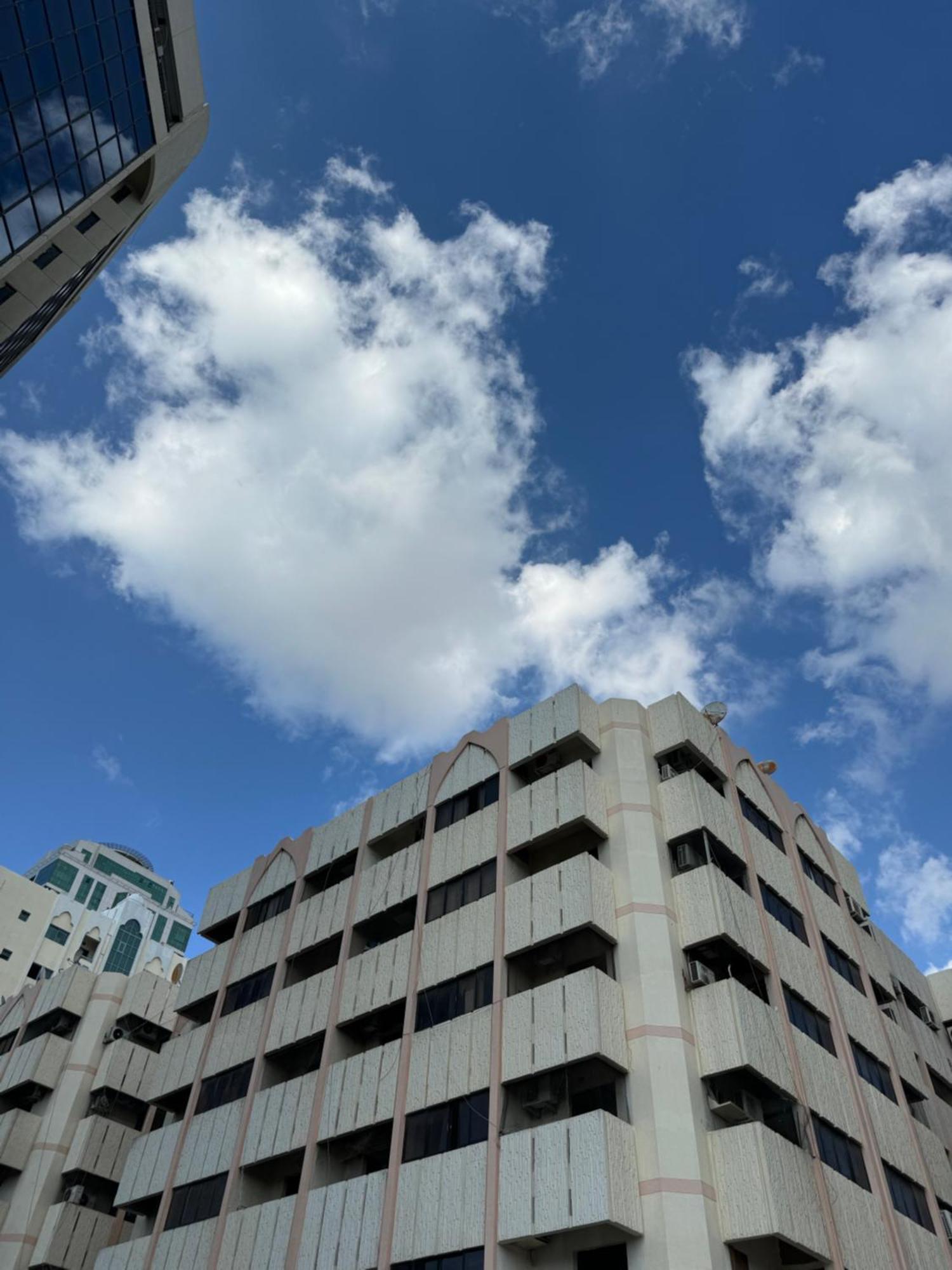 Provis Apartment Sharjah Exterior photo